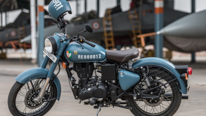 Royal Enfield Rilis Model Classic Signal 350 Ala Militer