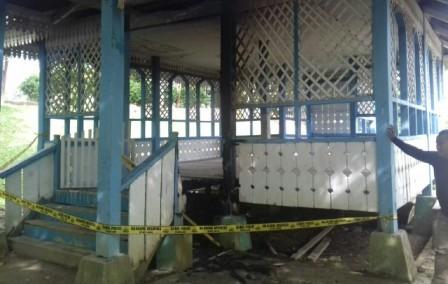 Rumah Ibadah di Danau Sipogas Dibakar
