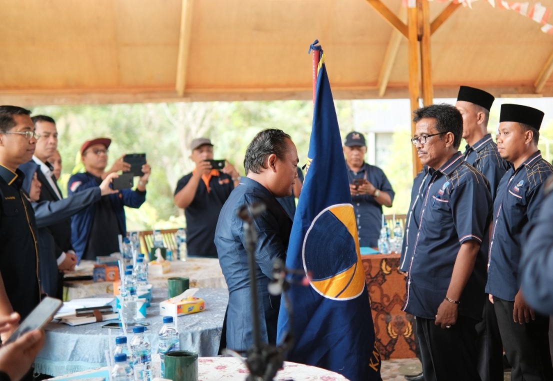 Pengukuhan DPC dan DPRt NasDem Kampar Kiri Hilir dihadiri DPW Riau 