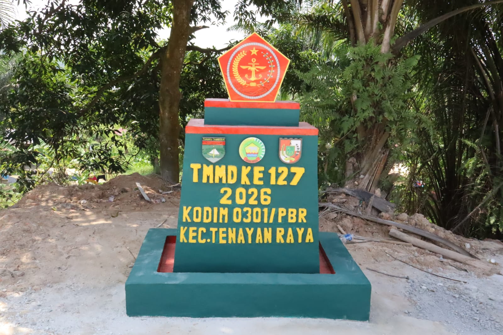 Tugu TMMD ke-127 Kodim 0301/Pekanbaru, Penanda Kebersamaan yang Terukir di Tenayan Raya