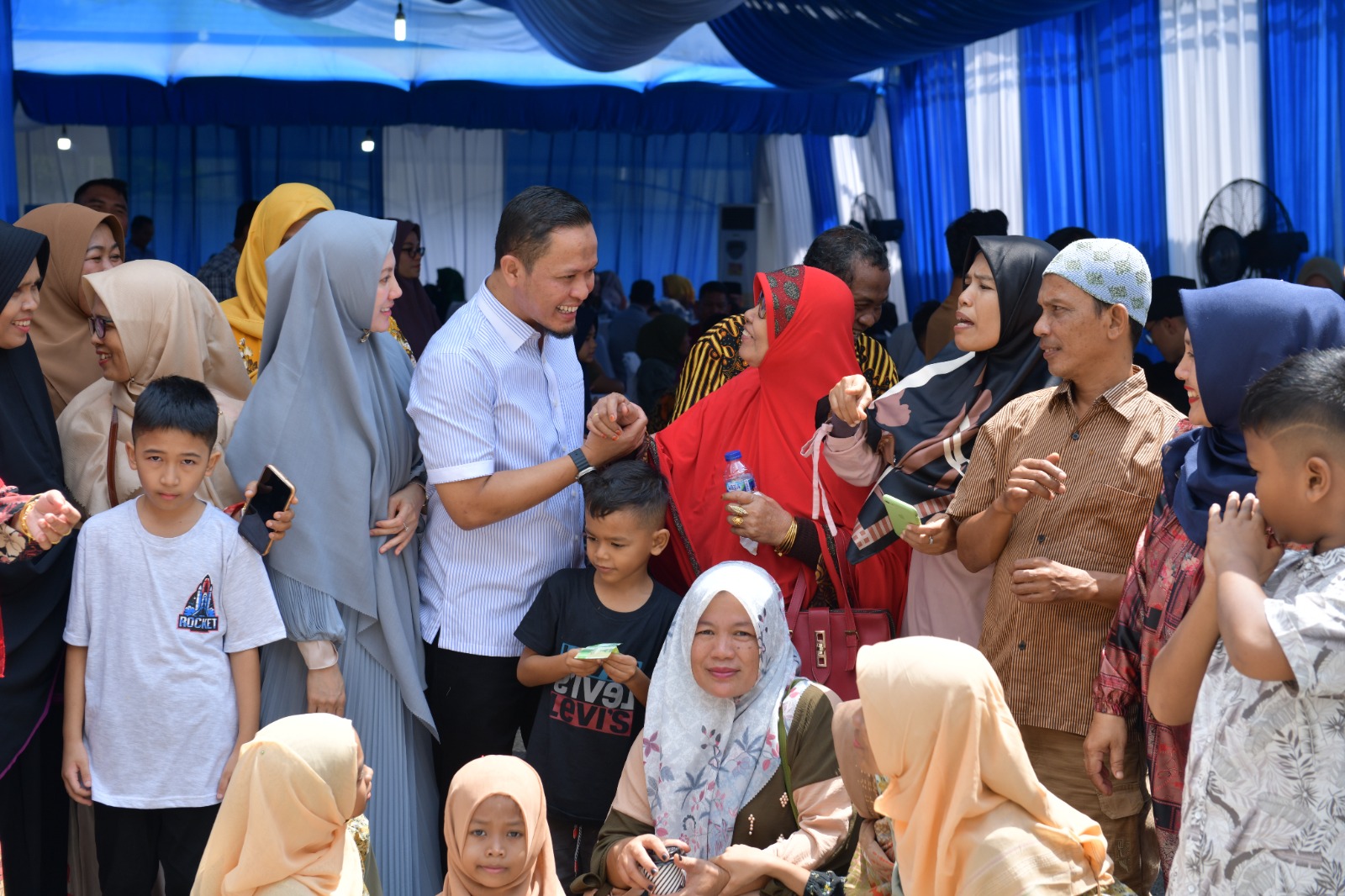 Open Hohse di Rumah Agung Nugroho Diserbu Warga Pekanbaru