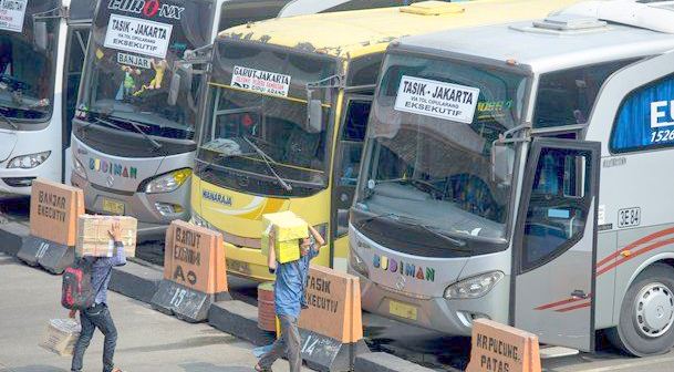 Cek Kesehatan di Terminal Kali Deres, 6 Sopir Bus Sakit