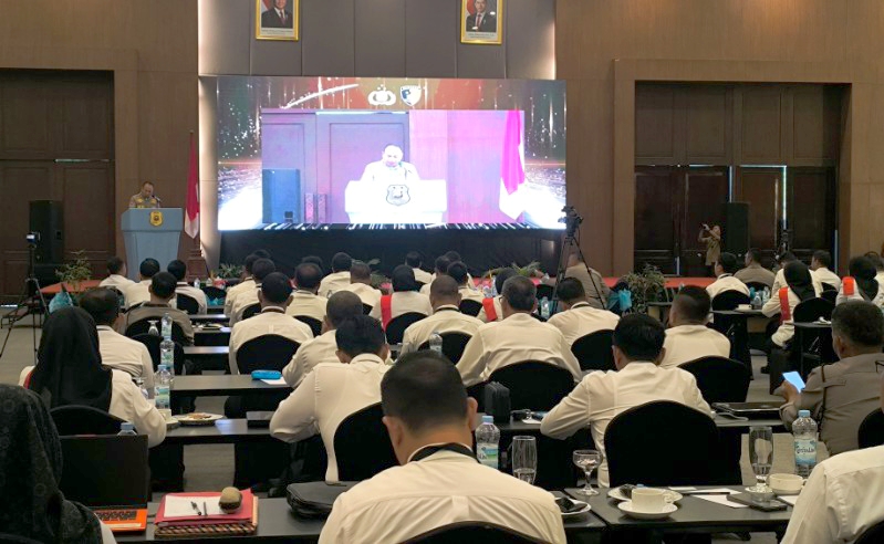 Kapolda Riau Buka Sosialisasi Pengangkatan dan Pemhentian Penyidik Polri