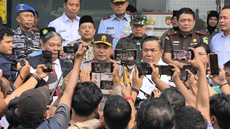 Jelang Nataru, Kapolda dan Gubernur Riau Tinjau Gereja dan Posko Pengamanan