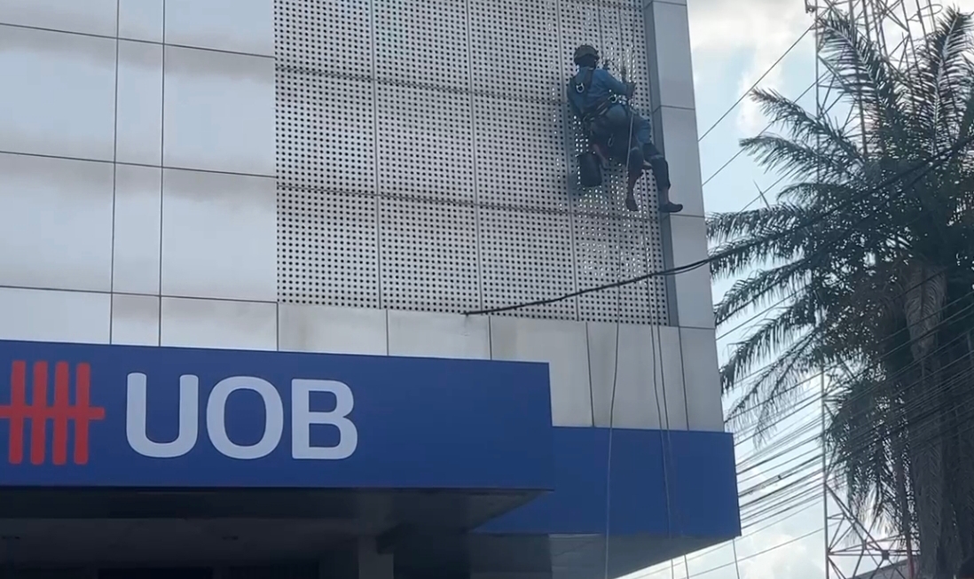 Disnakertrans Riau Segera Panggil PT Sinergi Soal Kecelakaan Kerja di Bank UOB Pekanbaru