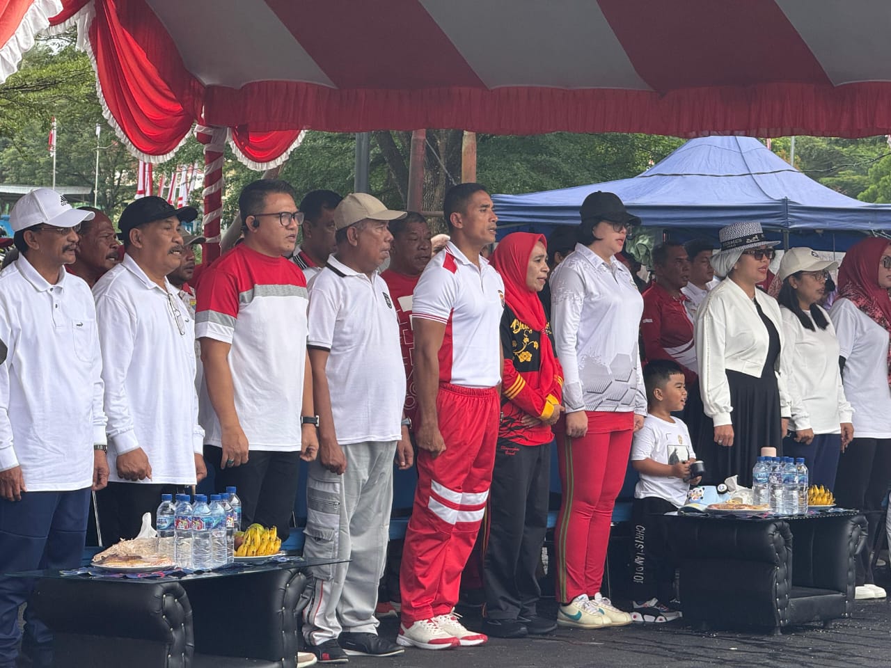 Kajari dan Ketua IAD Seram Bagian Barat Ikuti Senam Bersama dalam Pencanangan Lomba HUT ke-80 Kemerdekaan RI