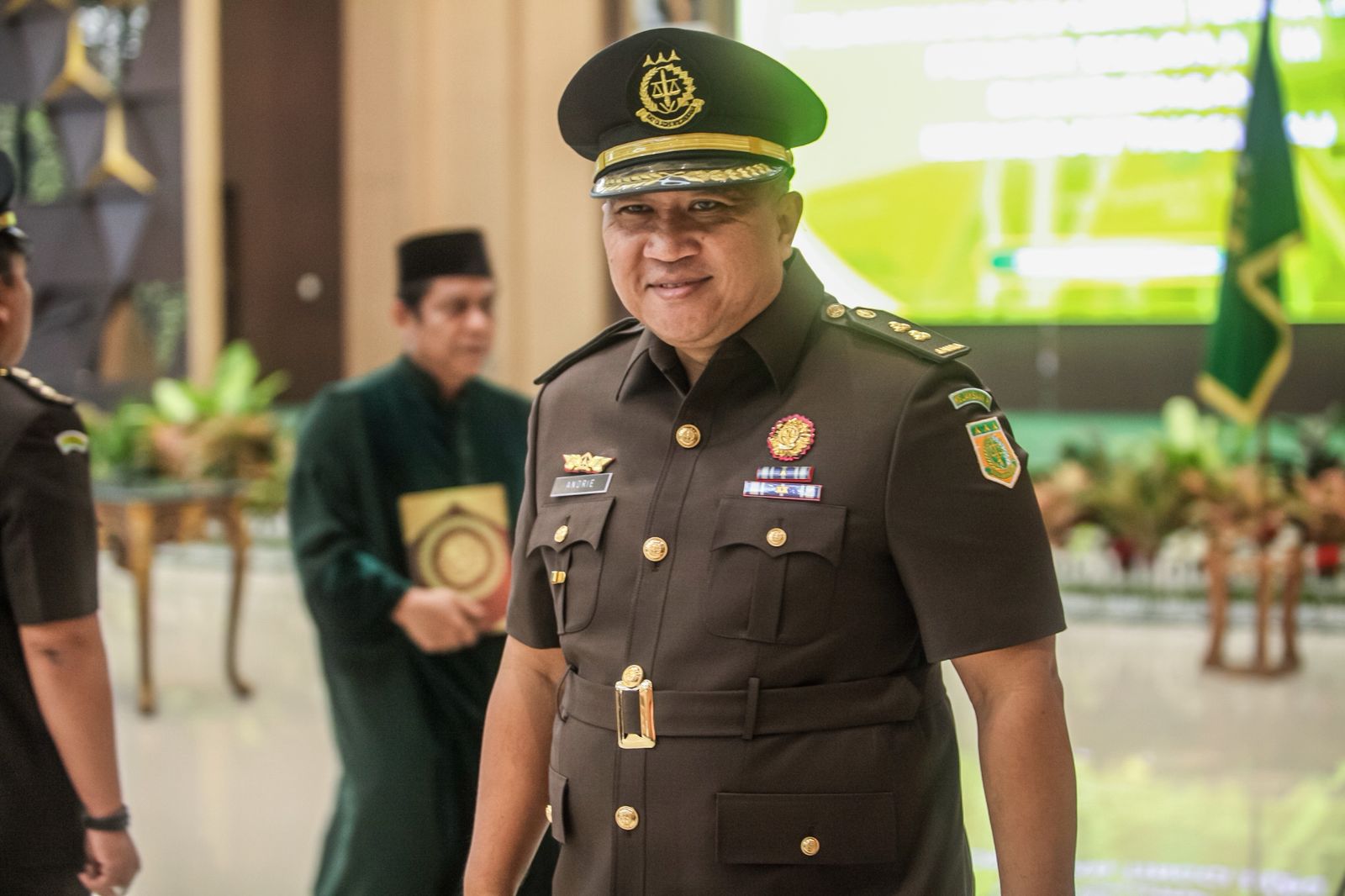 Dari Humas Kejagung ke Intelijen Riau: Andrie Wahyu Resmi Dilantik