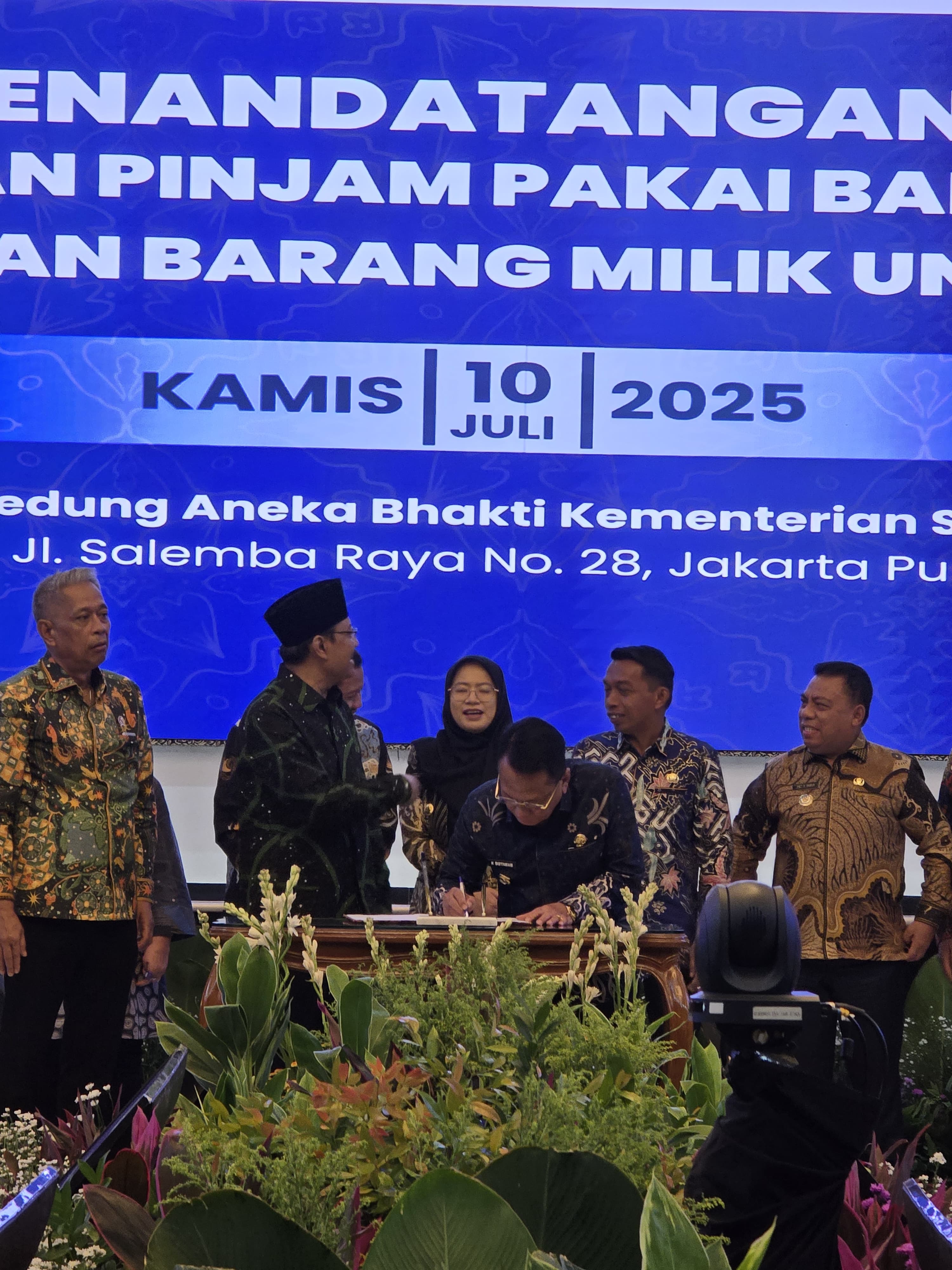 Rokan Hilir Jadi Lokasi Sekolah Rakyat: Bupati Bistamam Teken MoU di Kemensos RI, Tegaskan Komitmen Lawan Putus Sekolah
