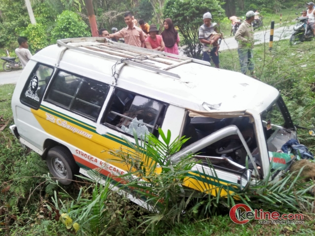  Modifikasi  Mobil L300 Minibus  harga dan spesifikasi barang