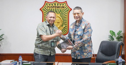 Kapuspenkum Keejagung Menerima Audiensi FIKOM Universitas Prof. Dr. Moestopo