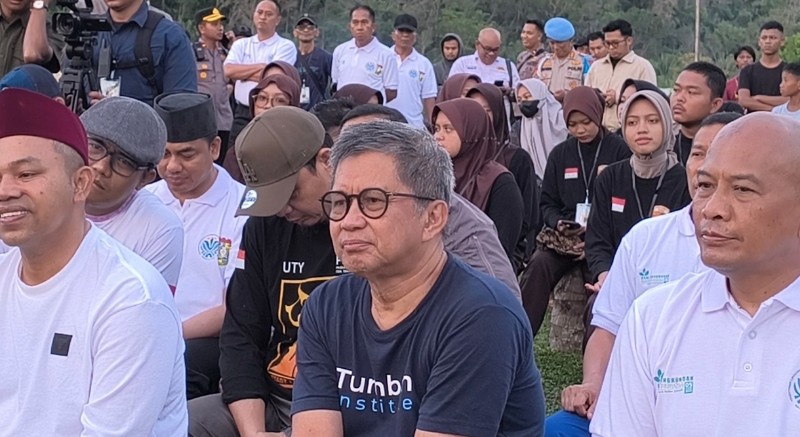 Dialog Bersama UAS dan Rocky Gerung Bahas Krisis Lingkungan di Riau