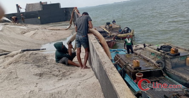 Ada Apa ESDM Kepri, Meski Kuota Izin Habis Tambang Pasir Laut Edi Anwar di Pulau Babi, Karimun Masih Beroperasi