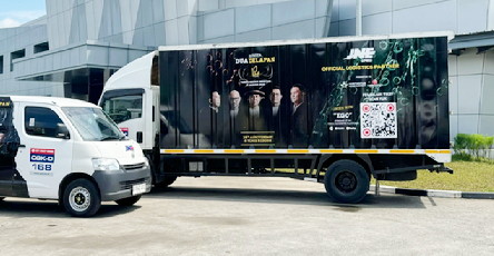 JNE Resmi Jadi Official Logistics Partner Konser "Dua Delapan" Padi Reborn 2026