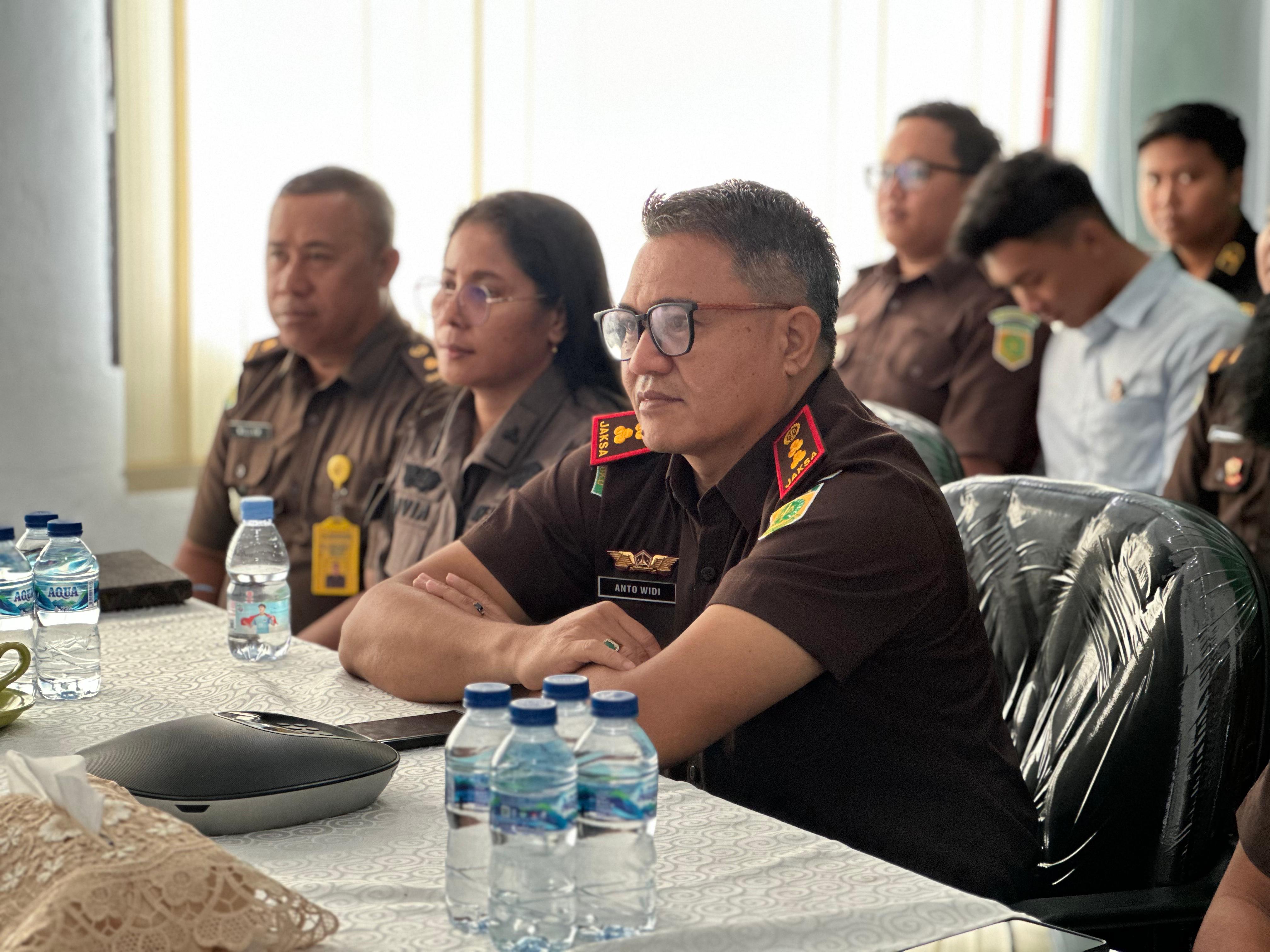 Kejari Seram Bagian Barat Ikuti Seminar Nasional HUT Kejaksaan ke-80