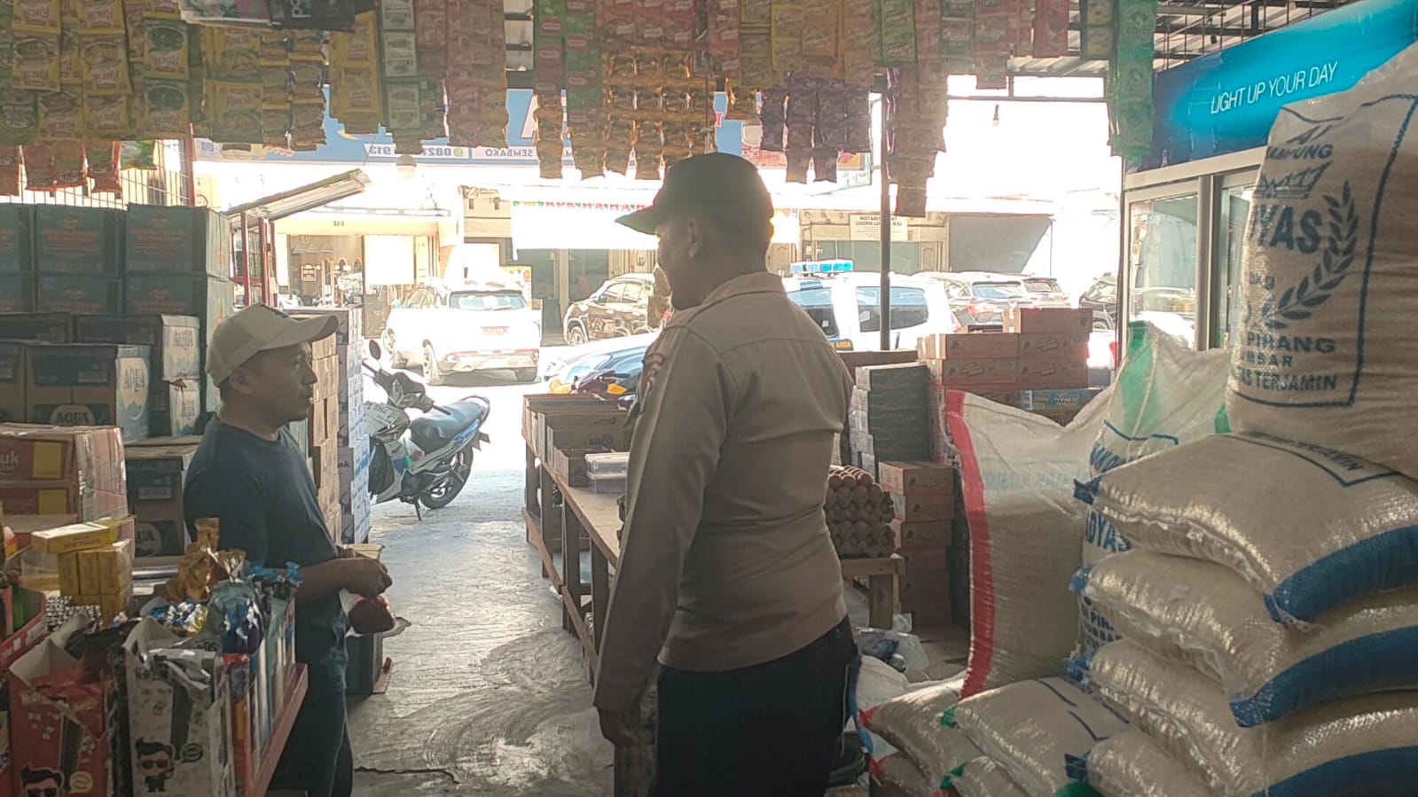Menuju Swasembada Pangan, Polsek Senapelan Pantau Stok dan Harga Sembako