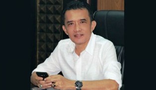 Wakil Ketua DPRD Kota Pekanbaru: "Bertobatlah"