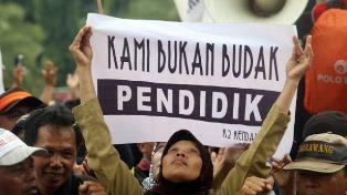Tiga Daerah Belum Usulkan Pencairan Gaji Guru Bantu