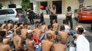 Izin Operasional Sekolah yang Tawuran di Jakarta Ditinjau Ulang