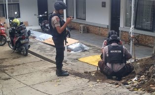8 Mortir Sisa Perang Ditemukan di Pekarangan Rumah Warga Bandung