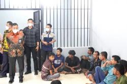 Langgar Aturan Keimigrasian, 75 WN Bangladesh Diamankan ke Rudenim Pekanbaru