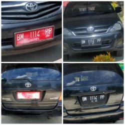 Aneh ! Ada Apa  Dua Unit Mobil Dinas Plat Ganda, Terparkir di  PA Rohil 