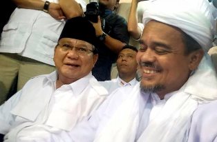 Kapitra Bantah Prabowo Biayai Pelarian Rizieq