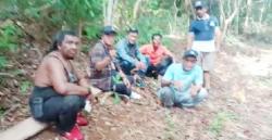 Bupati Bintan Kaget Ada Bendera Bahasa China dalam Pulau Poto, "Kemarin Tak Ada?