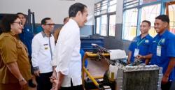 Pantau Kegiatan Siswa, Jokowi Kunjungi SMK Negeri 5 Kupang