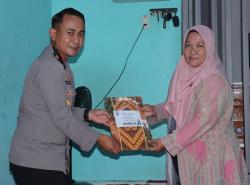 Polres Kampar Serahkan Tali Asih, Wujud Kepedulian untuk Keluarga Almarhum AIPTU Zainal Efendi