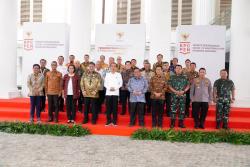 Panglima TNI Hadiri Rapat Penanganan Covid-19