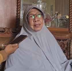 Saksi Hidup Masa Kecil Bupati Rohil: 