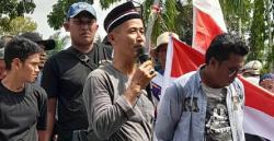 Demonstrasi ke Polres Kampar, Warga Meminta Tersangka Penganiaya Anggota Mandala Foundation Dibebaskan