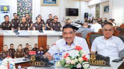 18 Jaksa Baru Perkuat Kejati Maluku, Agoes .S.P Tekankan Integritas dan Adaptasi Cepat