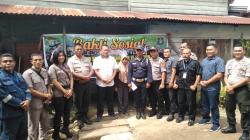 Sambut Ultah Satpam Ke- 39,  Sat Binmas Polres Rohil Beri Bantuan Pada Satpam Kurang Mampu