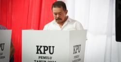Pesta Demokrasi 2024 Kajagung Ikut Gunakan Hak Pilihnya