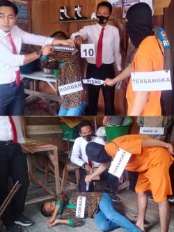 12 Adegan Reka Ulang, Terungkap Tersangka Sudah Siapkan Pisau Untuk Membunuh Korban 