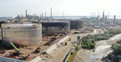 Ditanya Status Kargo Minyak Rusia di Tangki Kilang Pertamina Balikpapan, Plt Kepala BLU Lemigas Bungkam
