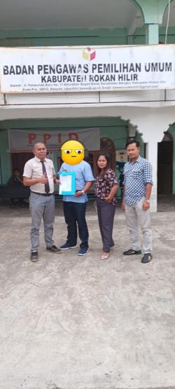 Terkait Surat Edaran Penambahan Tunjangan Aparatur Desa, Calon Petahana Dilaporkan ke Bawaslu Rohil 
