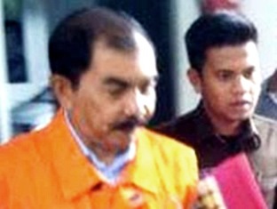Mantan Kepala Dinas PU Ini Korupsi Ditahan