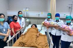 Perjuangan Seorang Ibu di Kupang Melahirkan 3 Bayi Kembar, Suami Menghilang Tanpa Kabar 