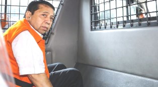 Wartawan Bebas Wancara Setelah Novanto Jadi Tersangka