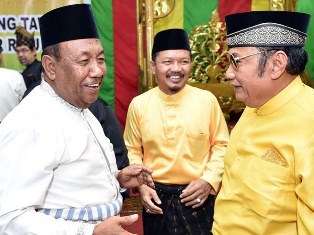 LAMR Sambut Wagubri Dengan Tepung Tawar